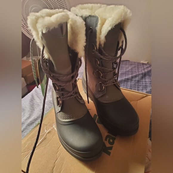 Kamik Lauren women’s winter boots - Picture 4 of 8